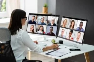 Traducción simultánea Webinar en Colombia - Itranslate - Traducciones oficiales